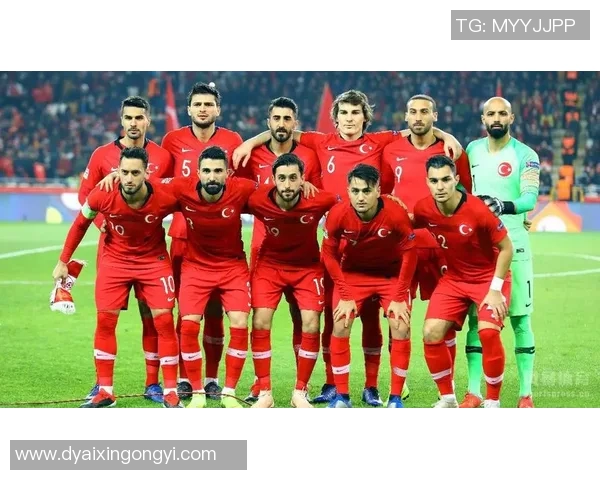 土耳其足球明星排行榜揭晓谁是足坛之星与传奇的较量 土耳其足球明星排行榜揭晓谁是足坛之星与传奇的较量